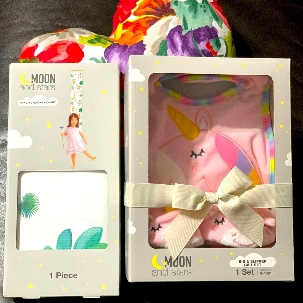 New Moon and Stars Hanging Growth Chart, Baby Bib and Slipper Gift Set